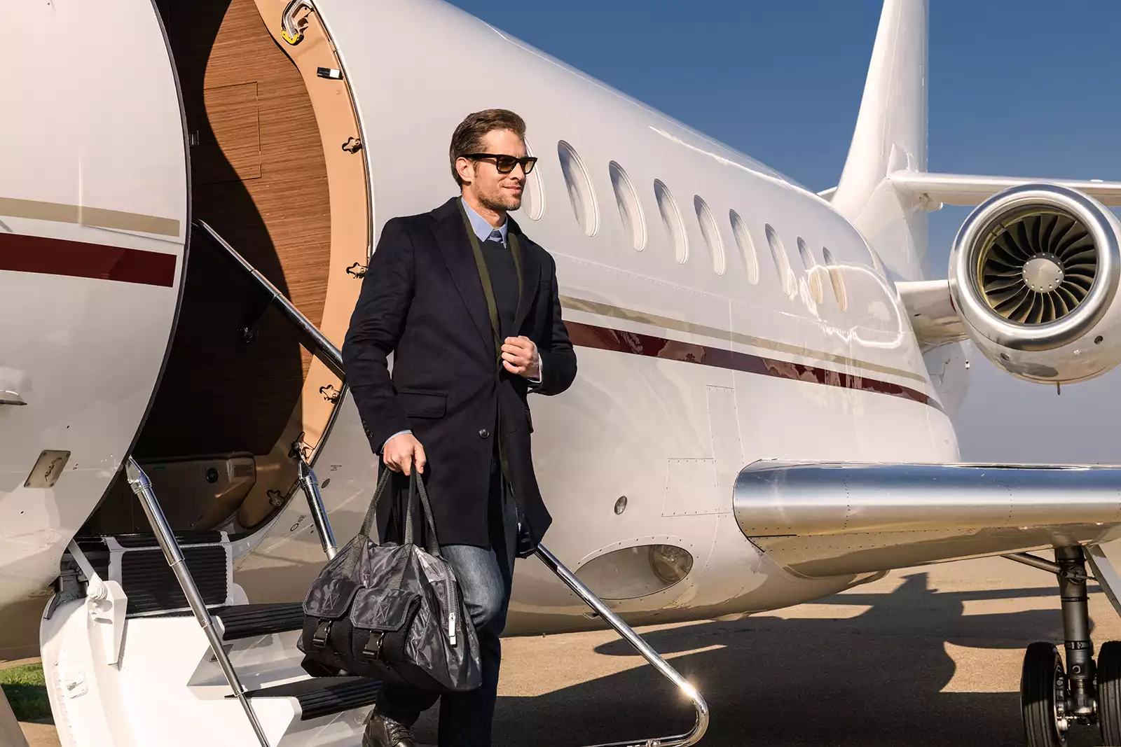 Latitude 33 Aviation - Private Jet Charter Rates