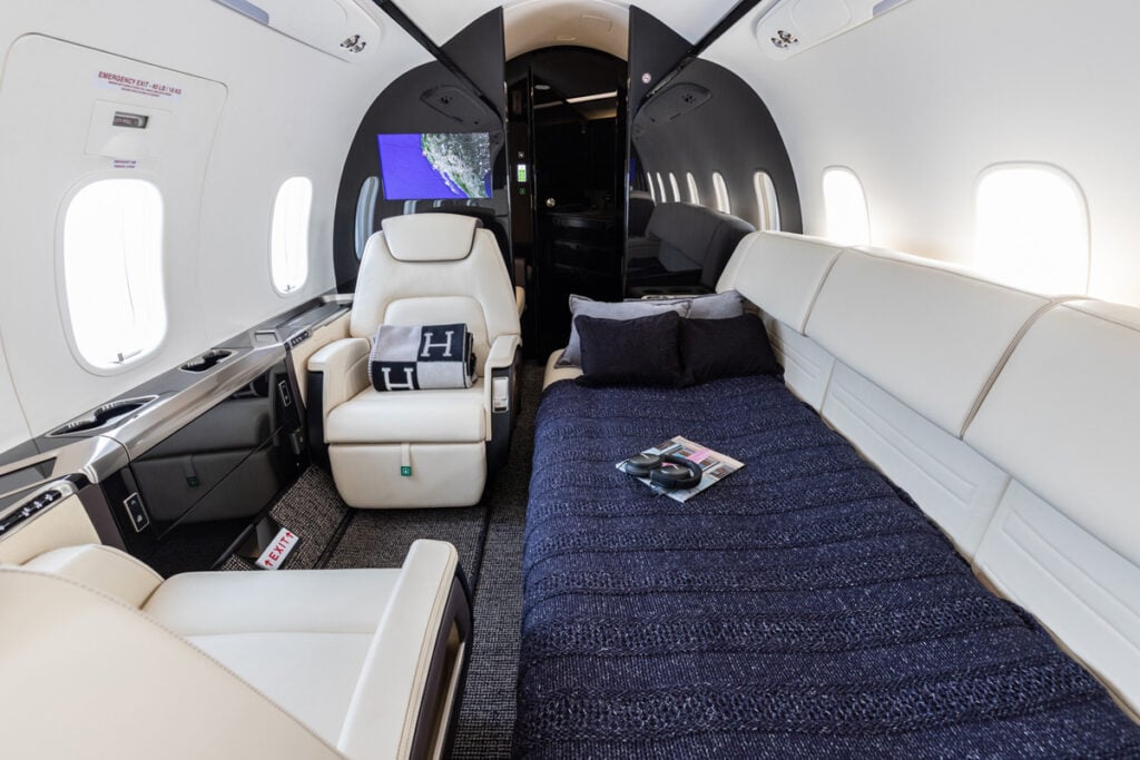 Bombardier Challenger 350 Interior