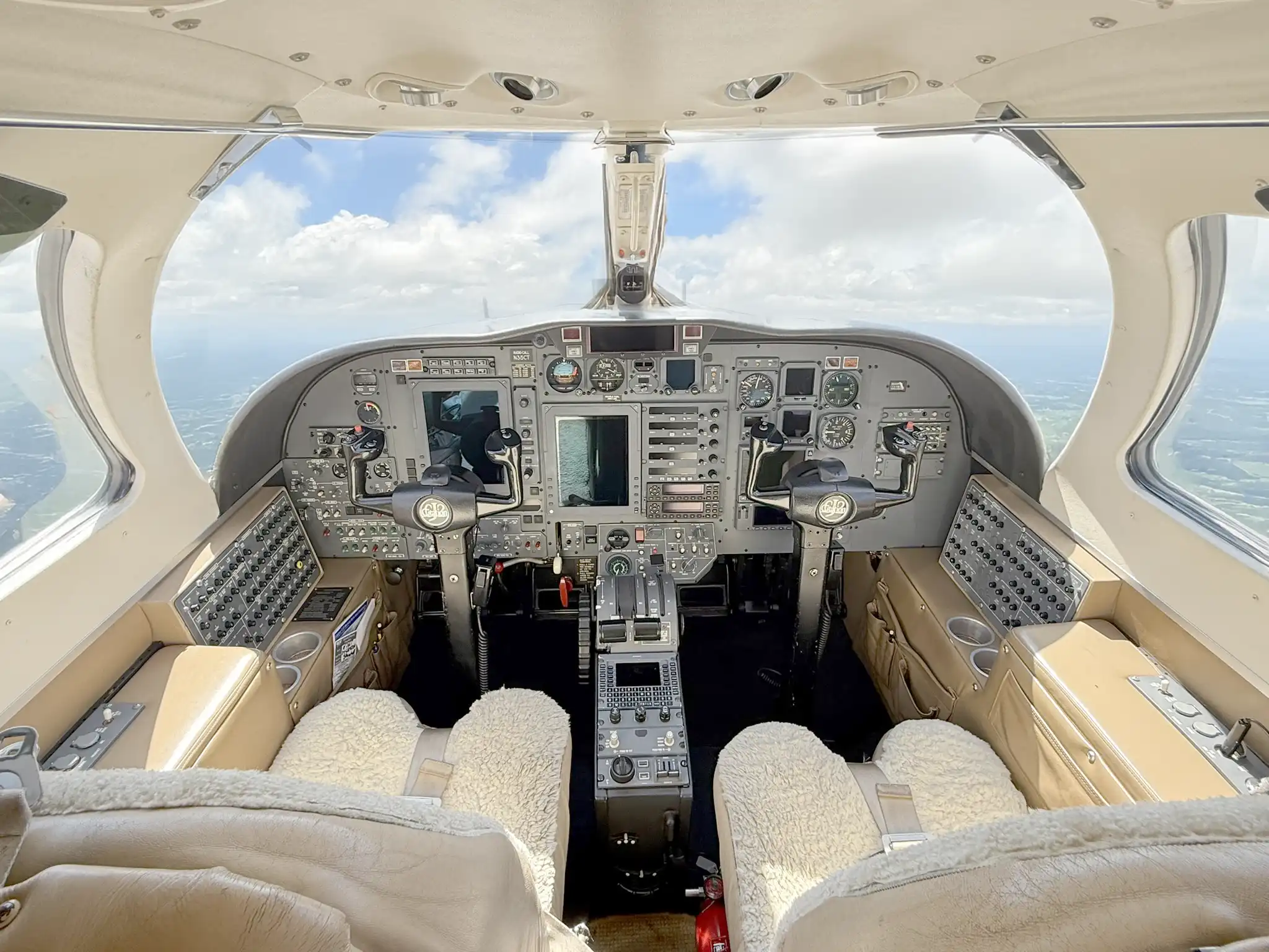 Latitude-33-Aviation-2002-Cessna-Citation-CJ2-Cockpit_Detail_1