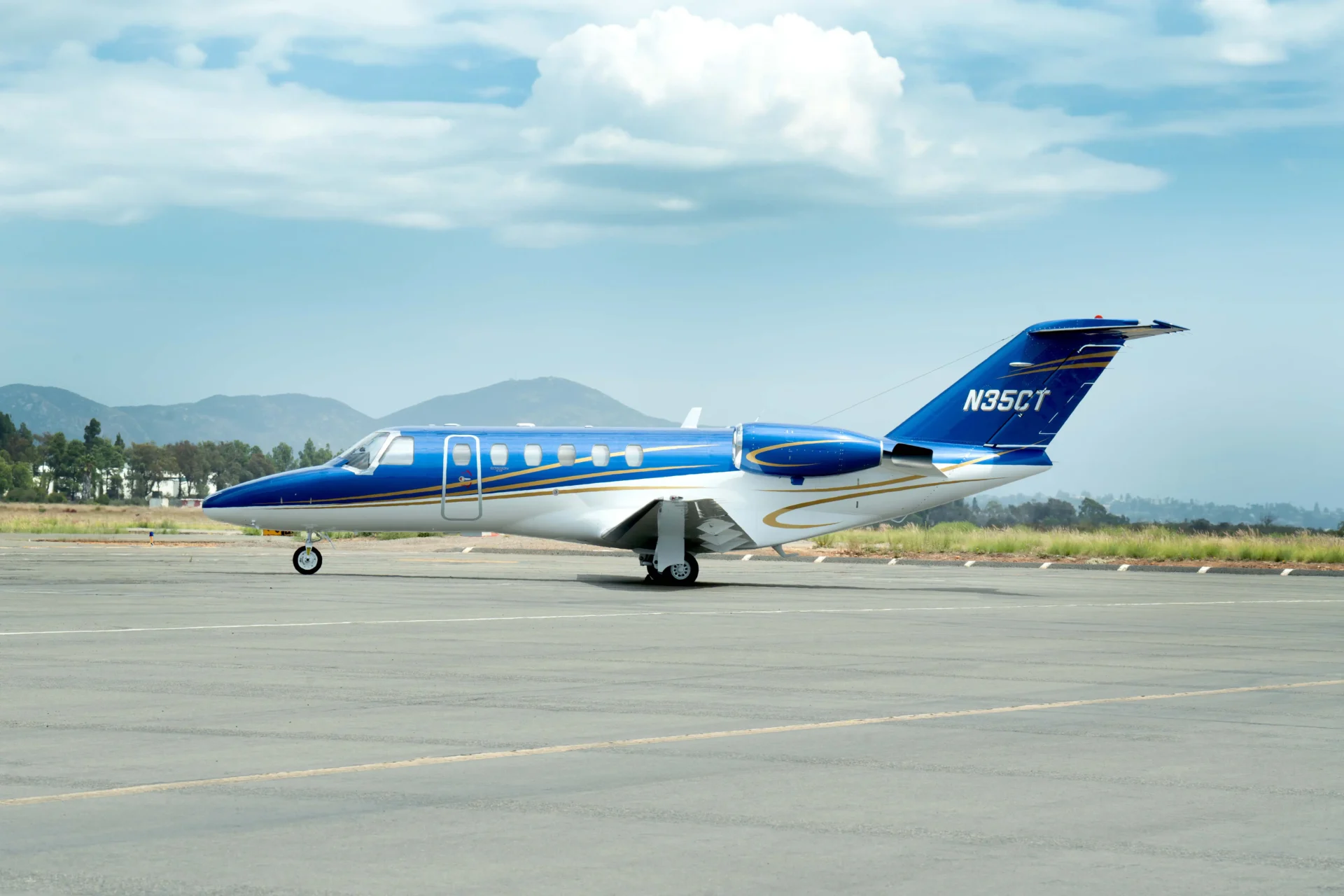 Latitude-33-Aviation-2002-Cessna-Citation-CJ2-Exterior_3
