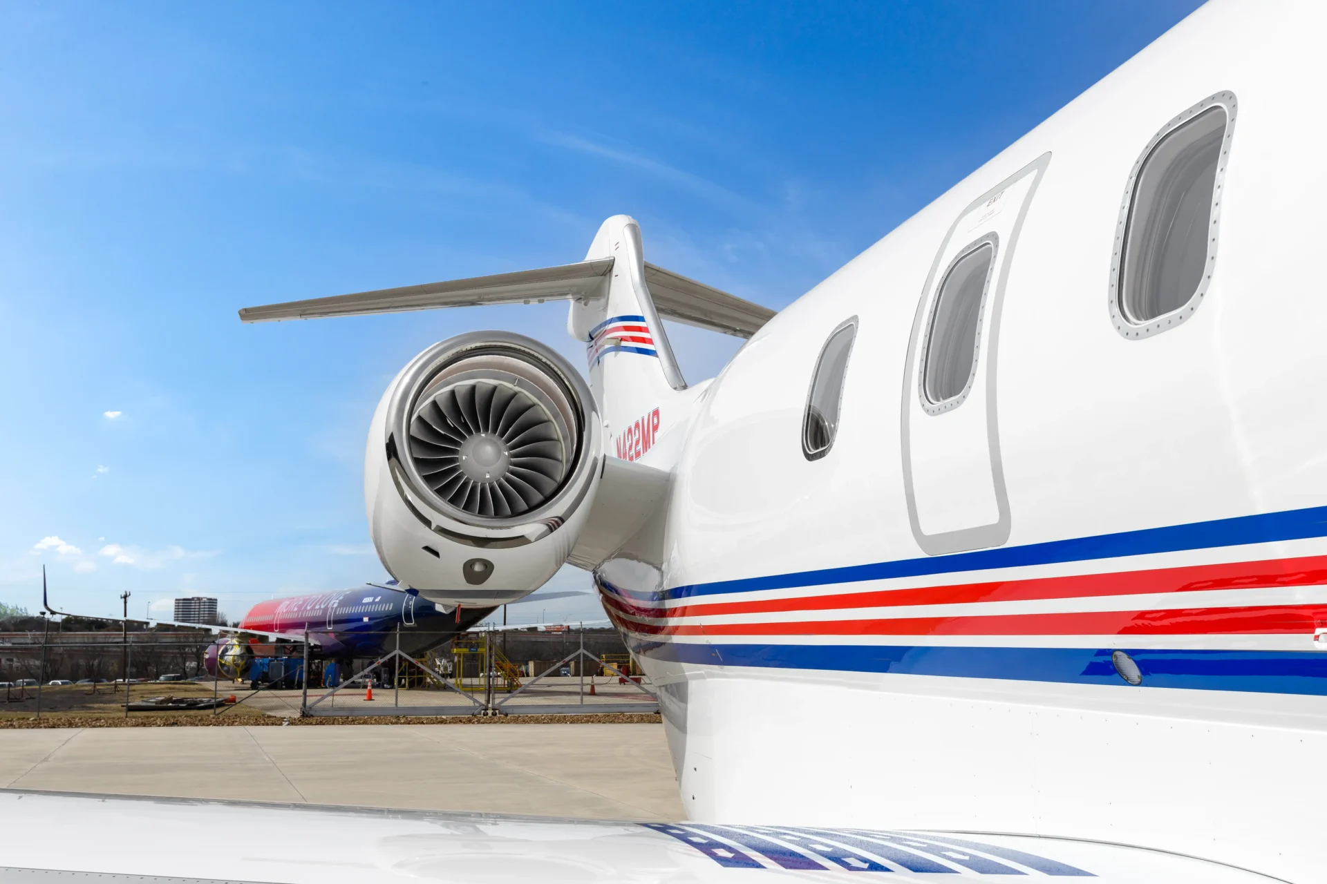 Bombardier Challenger 300 N422MP | Super-Midsize Charter