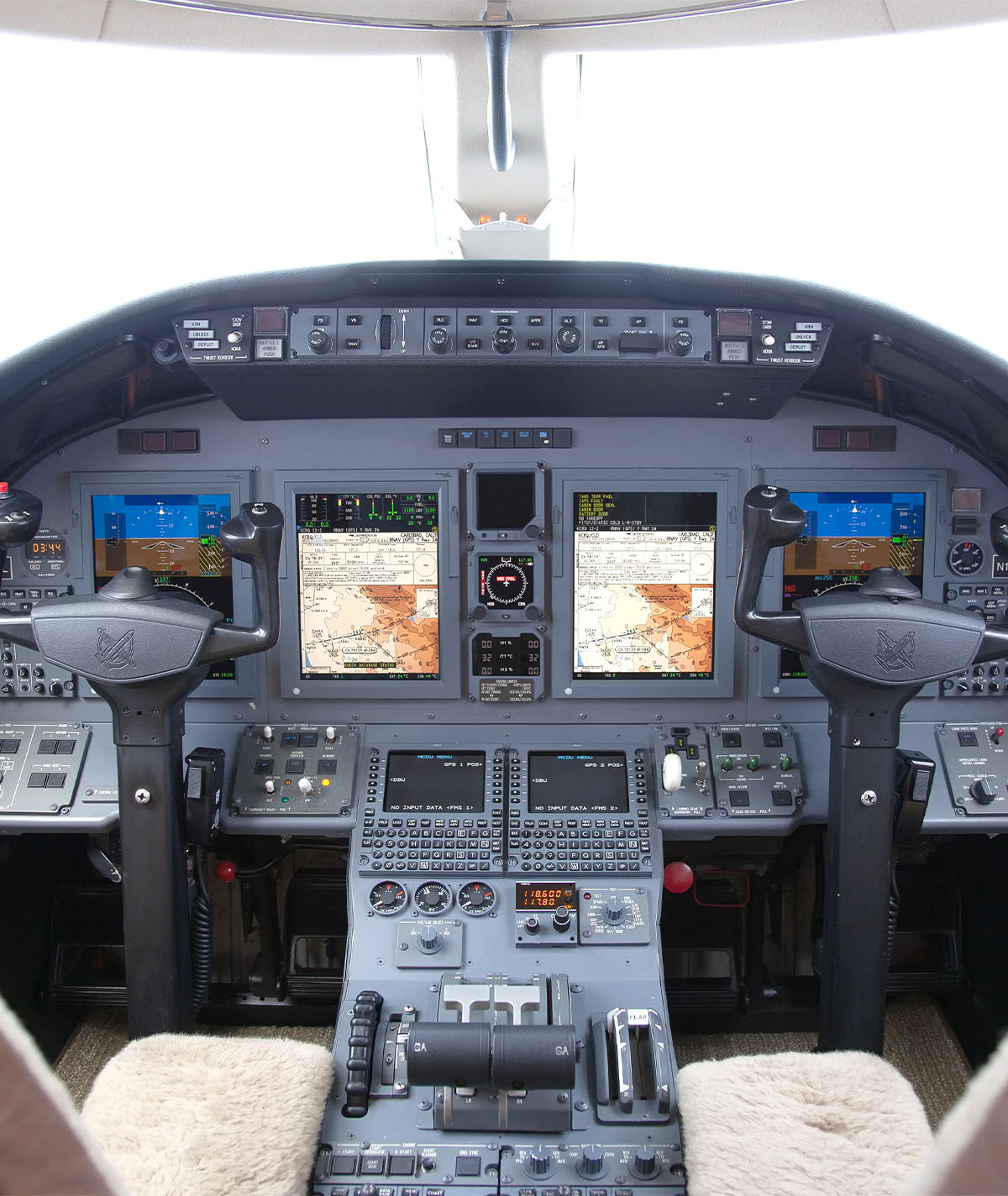 N1401L_Interior_1_0000_N1401L_Interior_10